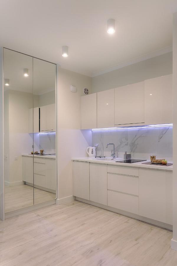 Mennica Residence Luxury Location Varsovia Exterior foto