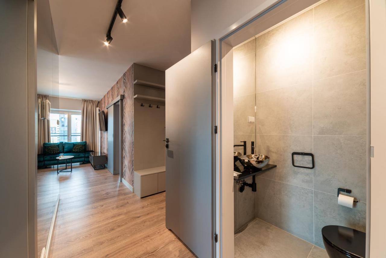 Mennica Residence Luxury Location Varsovia Exterior foto